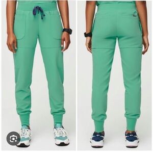 Figs Nepal Slim Jogger Scrub Pant in Surgical Green